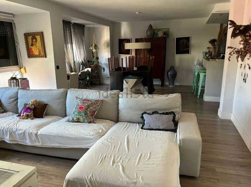 Sala d'estar de Pis en venda en La Línea de la Concepción amb Traster
