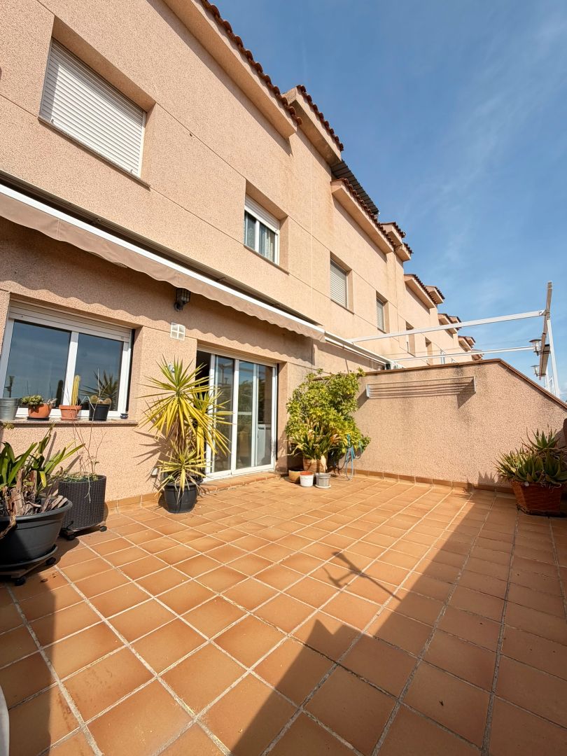 Terrace of Single-family semi-detached for sale in Valls  with Air Conditioner, Heating and Terrace