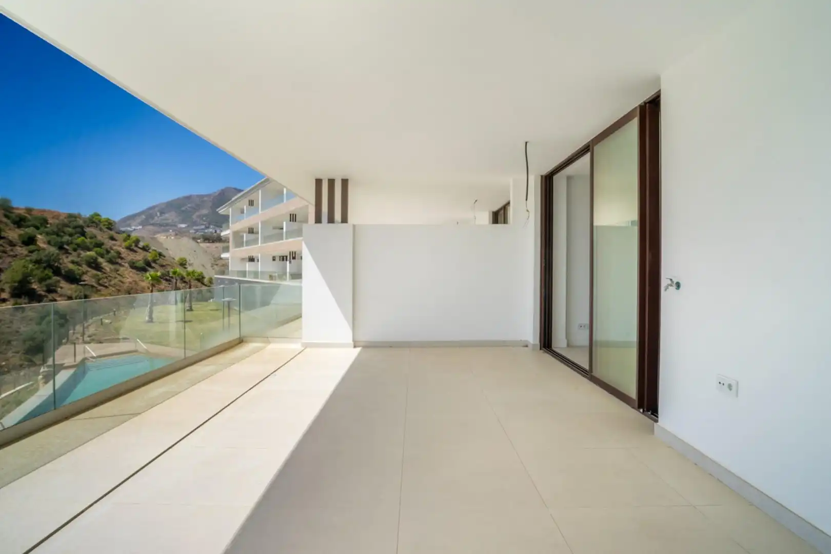 Appartamento con piscina in vendita a Calle Victoria Kent, Lomas 5, imagen 4