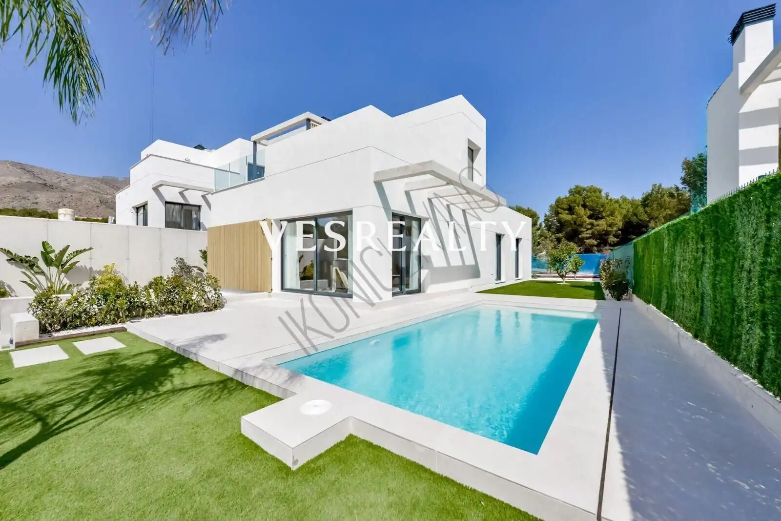 Chalet con piscina en venta en Golf Bahía, imagen 33
