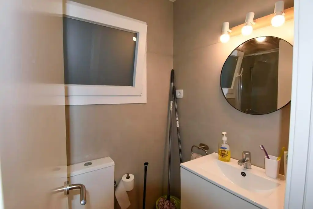Bathroom of Flat for rent in Palamós  with Air Conditioner, Storage room and Furnished