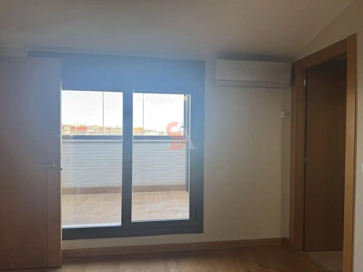 Terraza de Piso de alquiler en Arroyo de la Encomienda con Aire acondicionado, Calefacción y Terraza