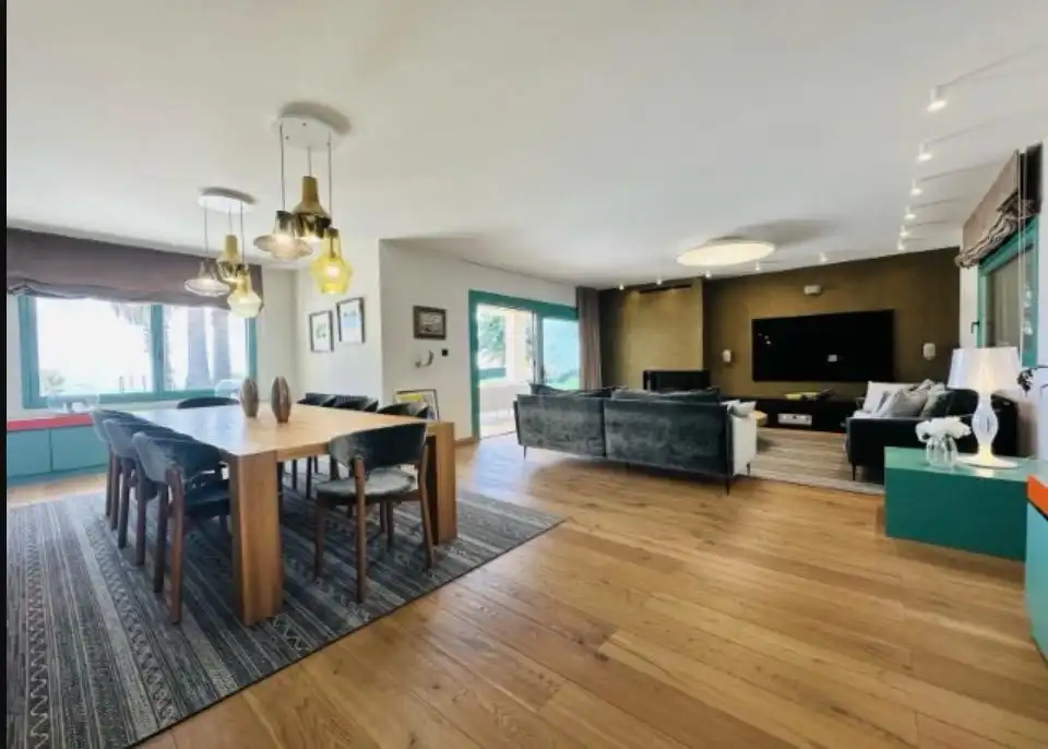 Sala de estar de Casa o chalet en venta en Mataró con Aire acondicionado, Jardín privado y Parquet