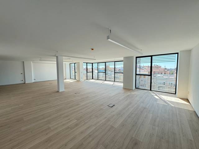 Oficina en Alquiler en Carrer d'Aragó en L'Antiga Esquerra de l'Eixample