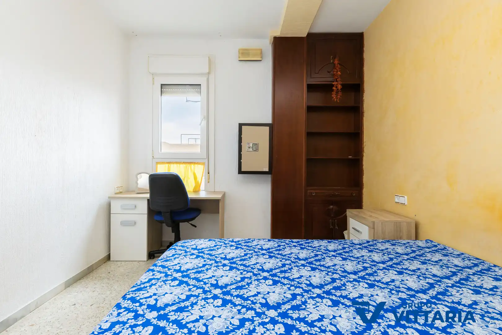 Habitación de Piso en venta en Almería con Amueblado
