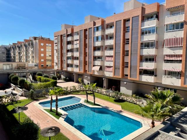 Piso en Alquiler en Garbinet - Parque de las Avenidas