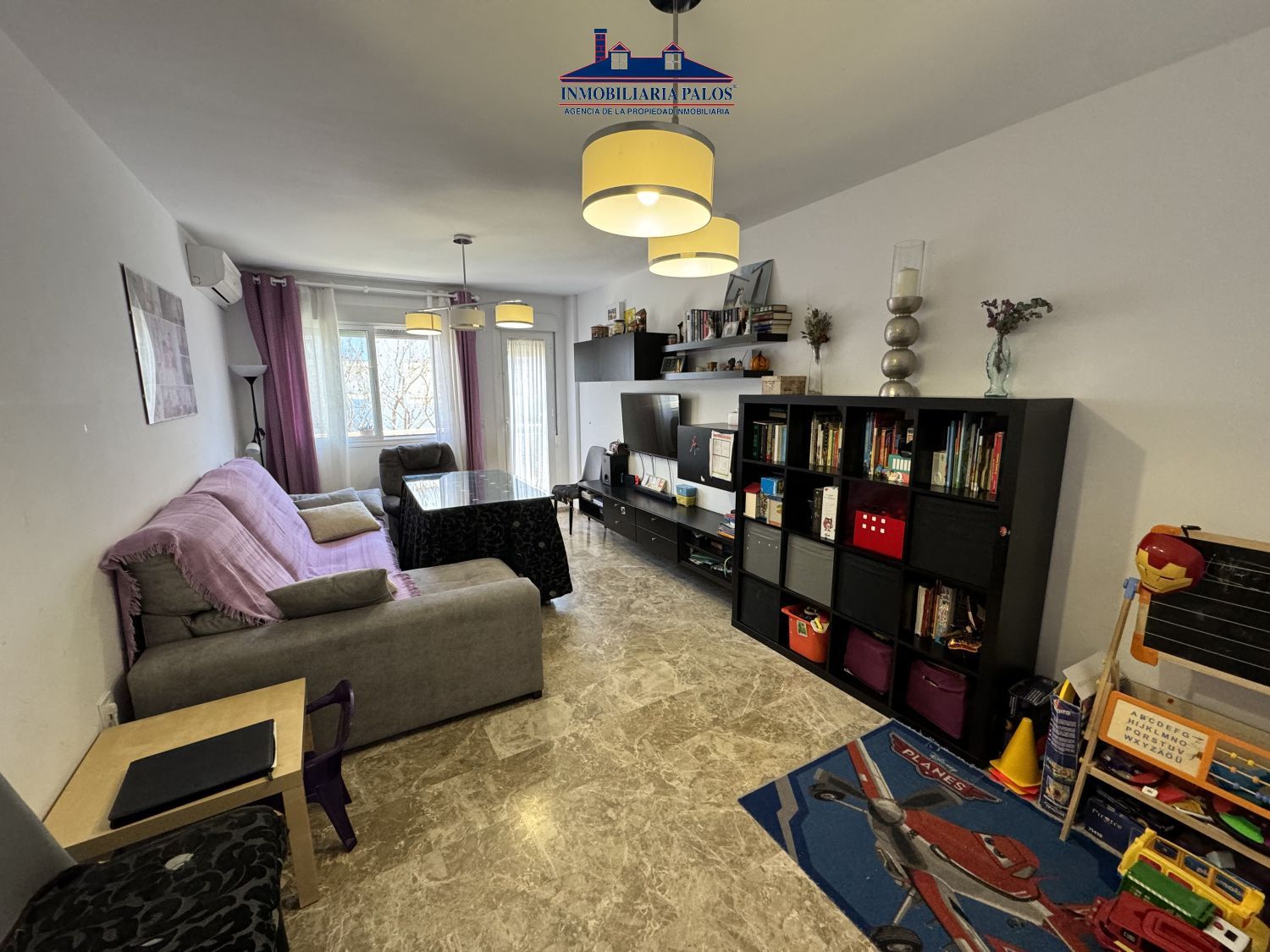 Living room of Flat for sale in Puente Genil  with Air Conditioner, Terrace and Storage room