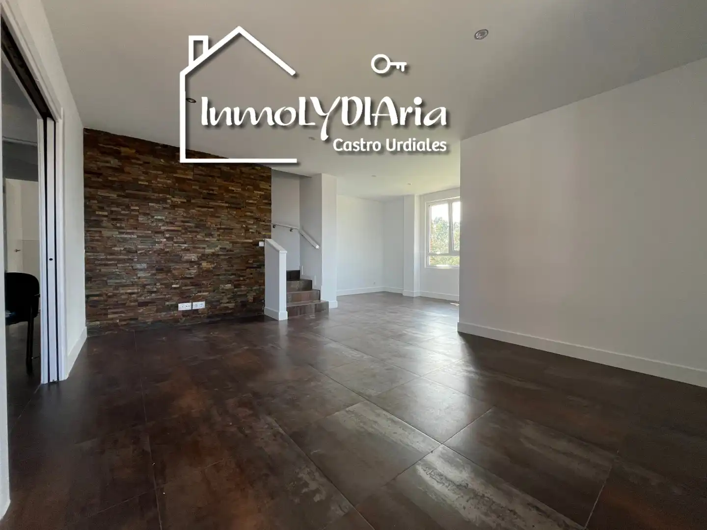 Living room of Houses for sale in Castro-Urdiales  with Heating, Private garden and Terrace