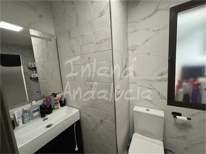 Bany de Apartament en venda en Alcaudete amb Internet