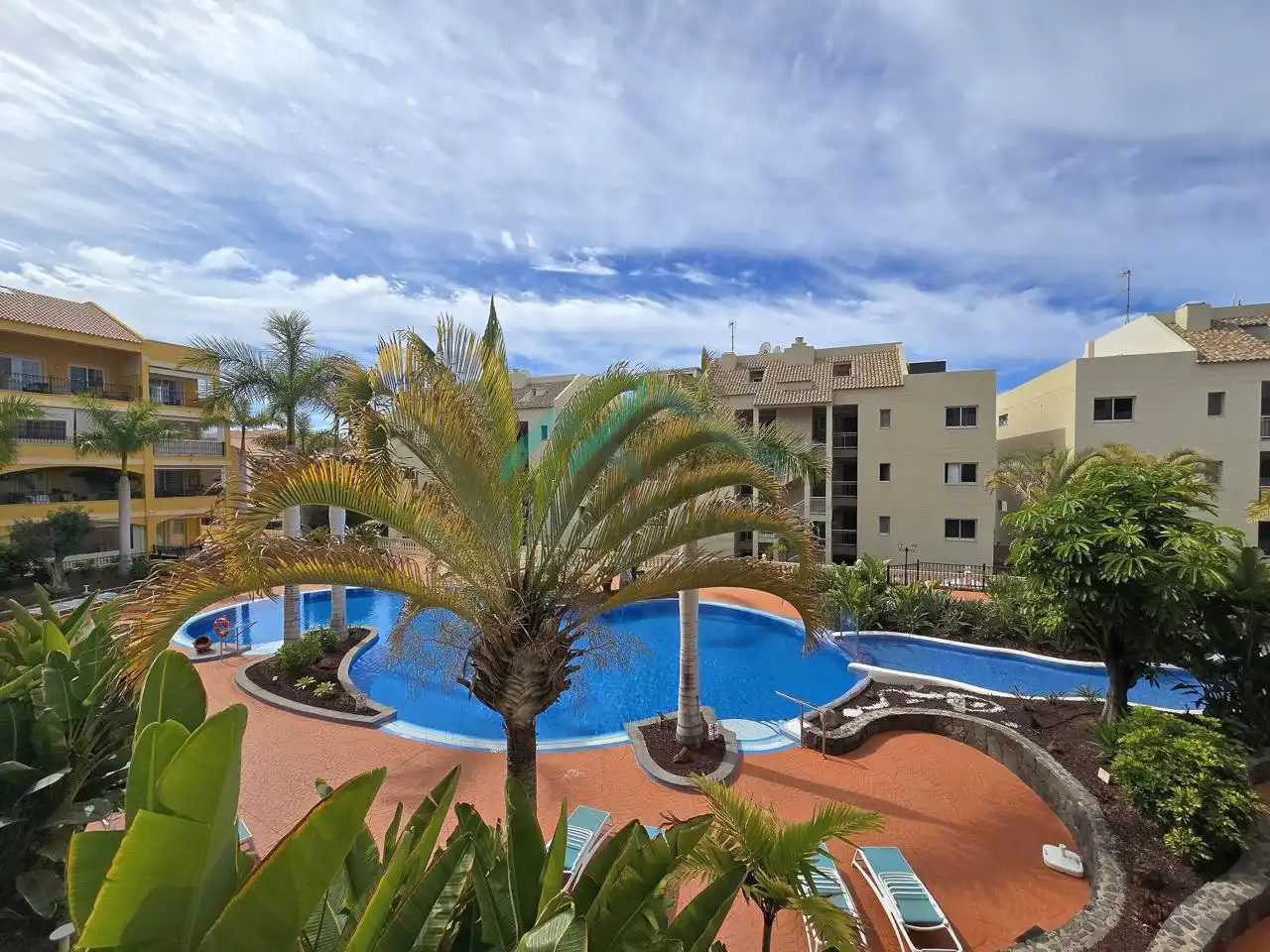 Schwimmbecken von Erdgeschoss zum Verkauf in Arona mit Klimaanlage, Terrasse und Möbliert