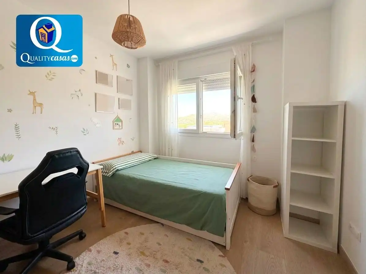 Dormitori de Pis en venda en El Campello amb Aire condicionat, Terrassa i Traster