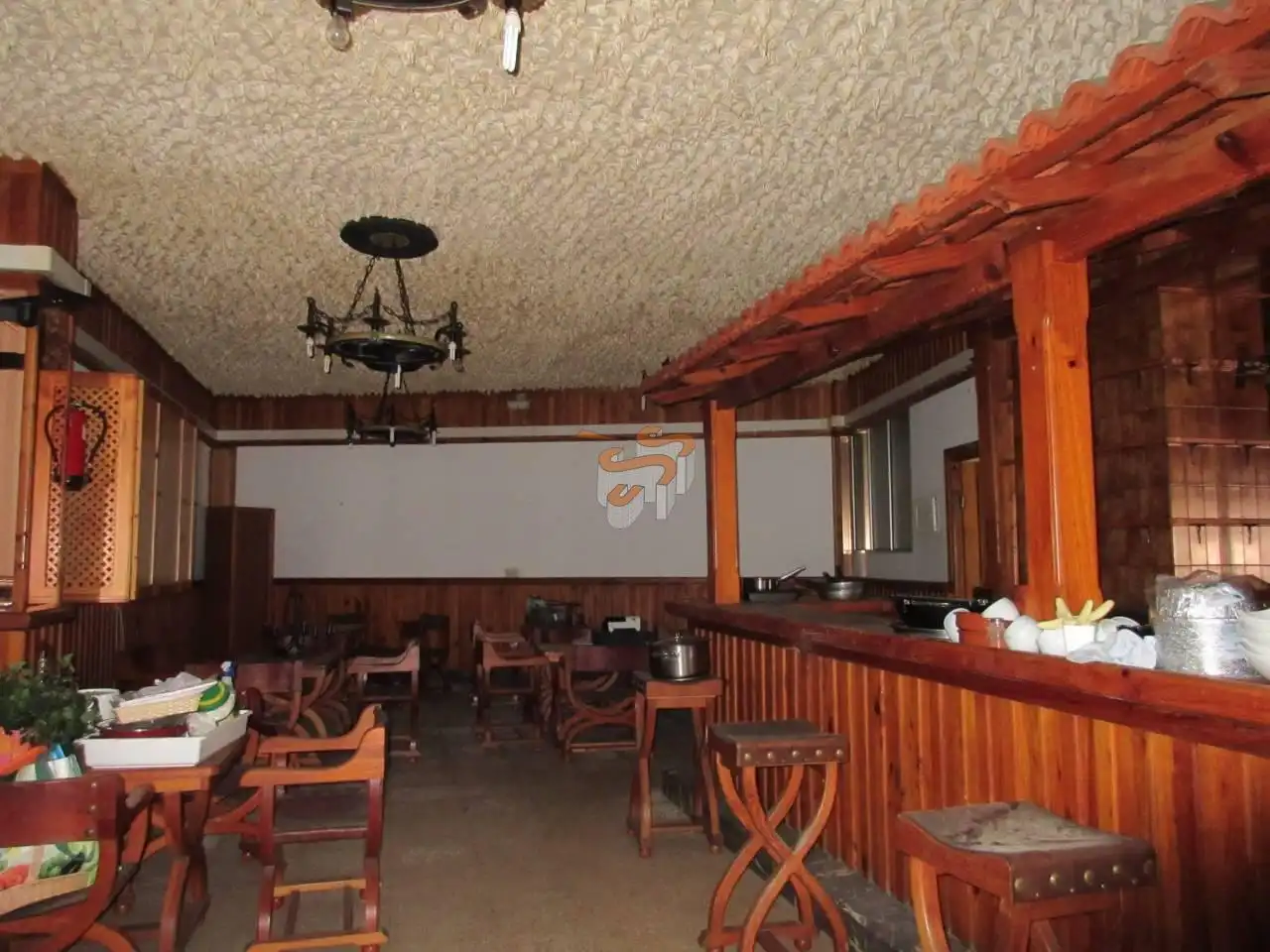 Locale commerciale in vendita a Canido