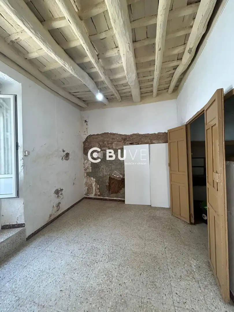 Houses for sale in Constantina