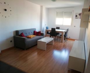 Living room of Flat to rent in  Zaragoza Capital  with Heating, Parquet flooring and Terrace