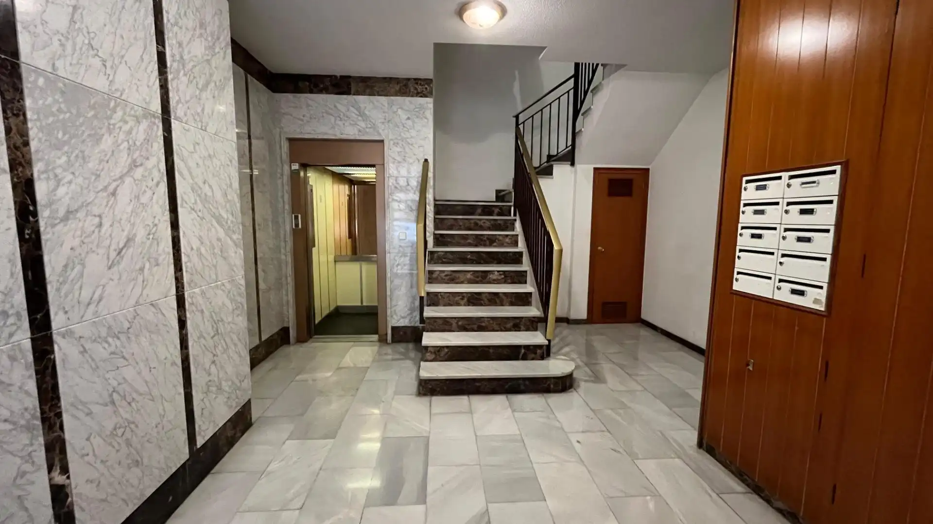 Flat for sale in Elche / Elx  with Air Conditioner, Furnished and Balcony