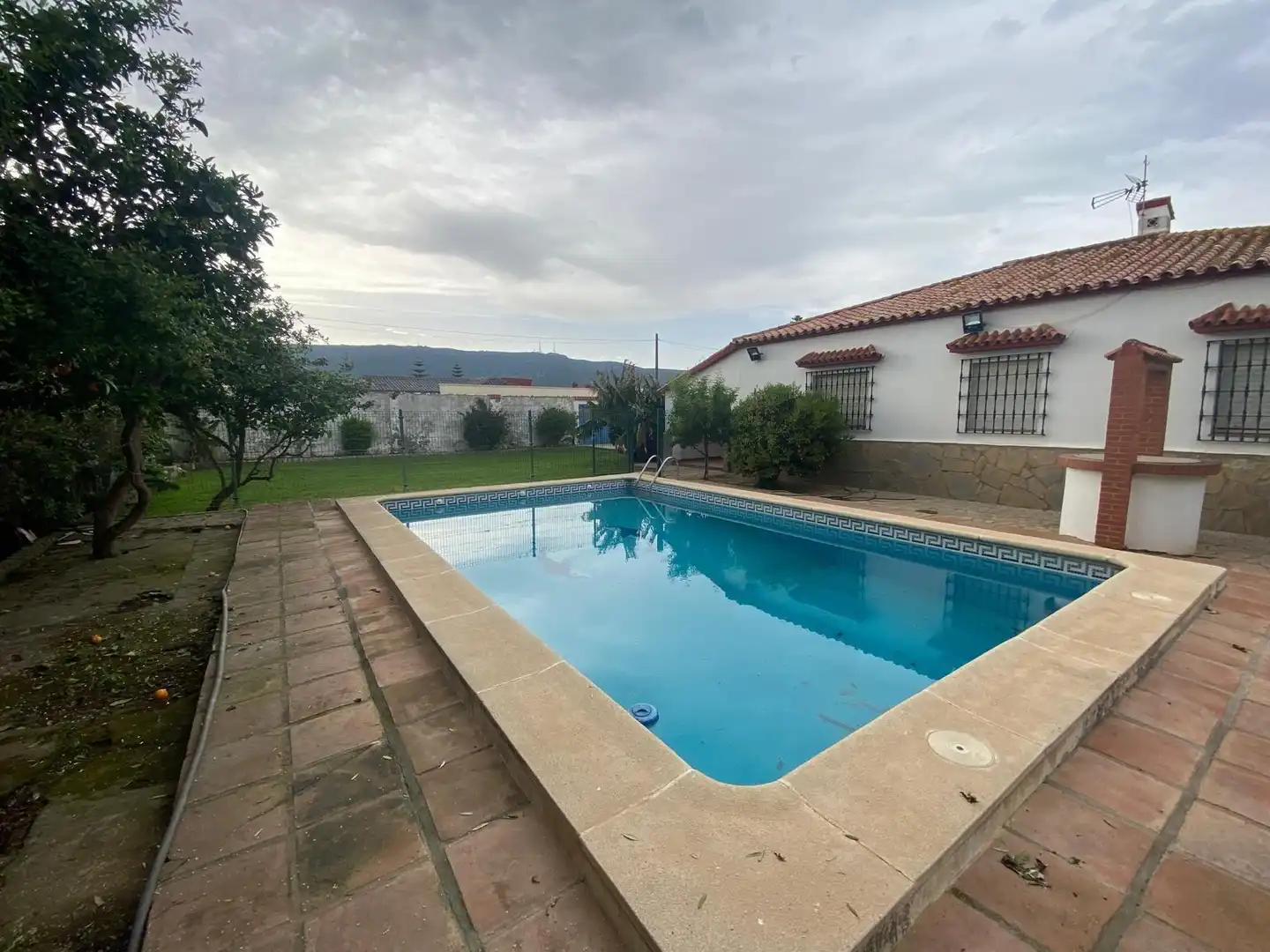 Piscina de Casa o chalet en venta en La Línea de la Concepción