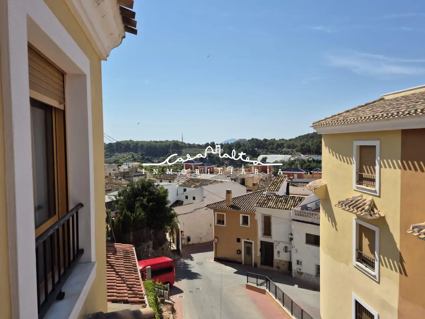 Vista exterior de Piso en venta en Polop con Aire acondicionado, Terraza y Trastero