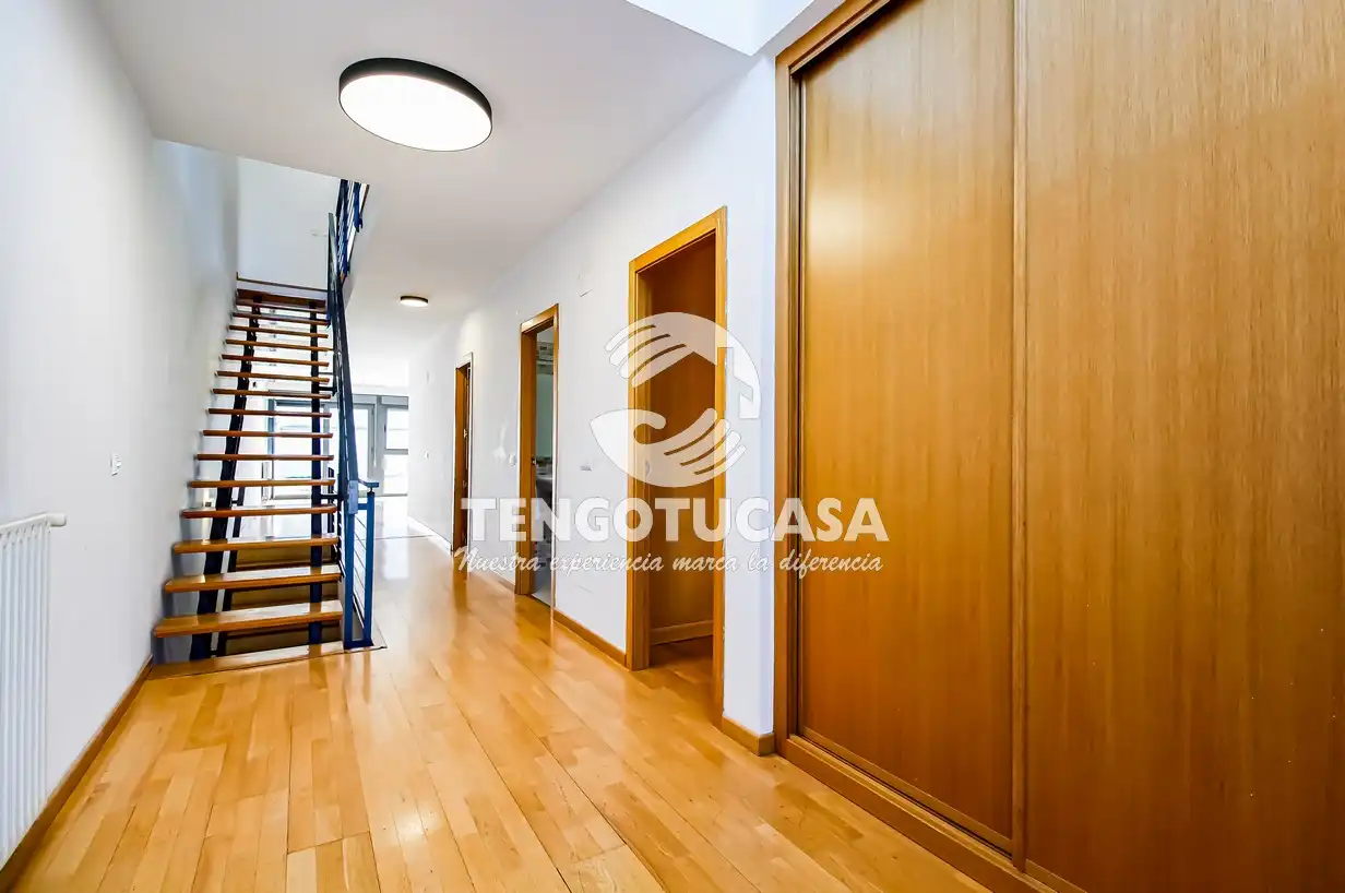 Detached homes for rent in Madrid  with Air Conditioner, Heating and Private garden