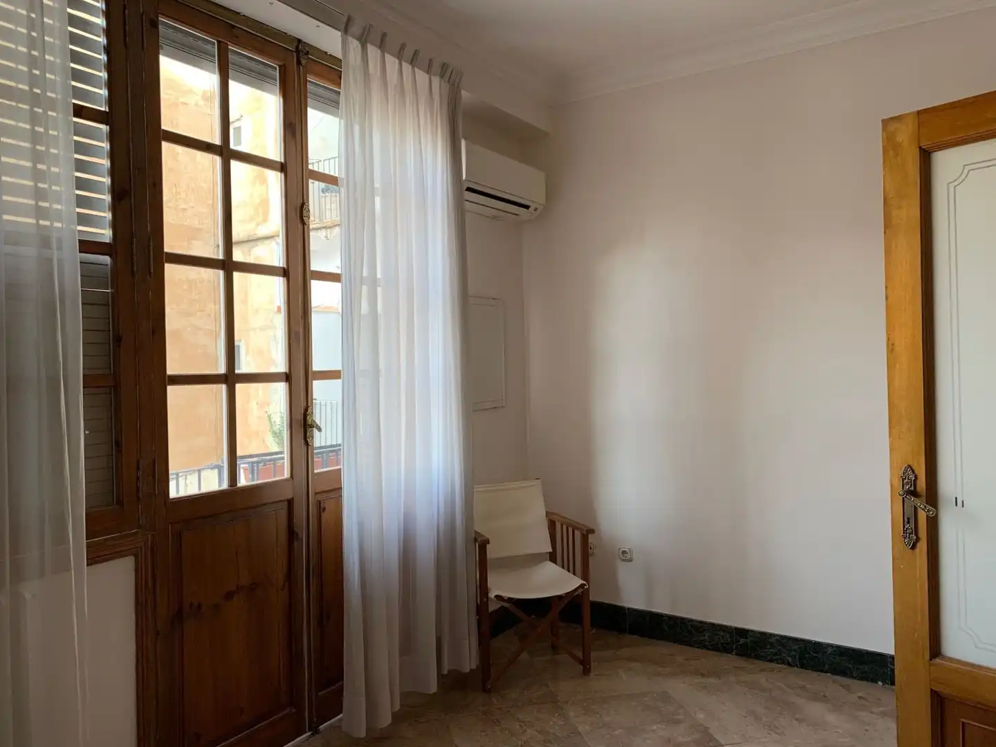 Habitación de Piso de alquiler en Valencia con Aire acondicionado y Calefacción