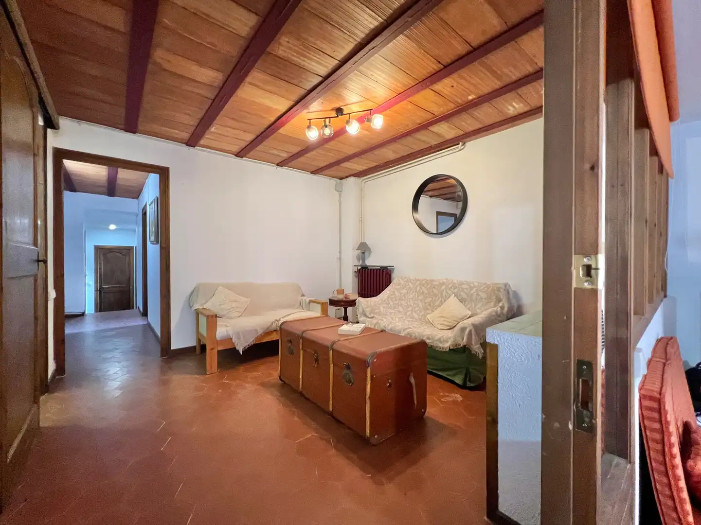 Sala d'estar de Casa adosada en venda en Cornudella de Montsant amb Calefacció, Parquet i Terrassa