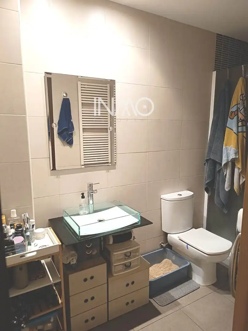 Baño de Piso en venta en Rubí con Calefacción y Terraza
