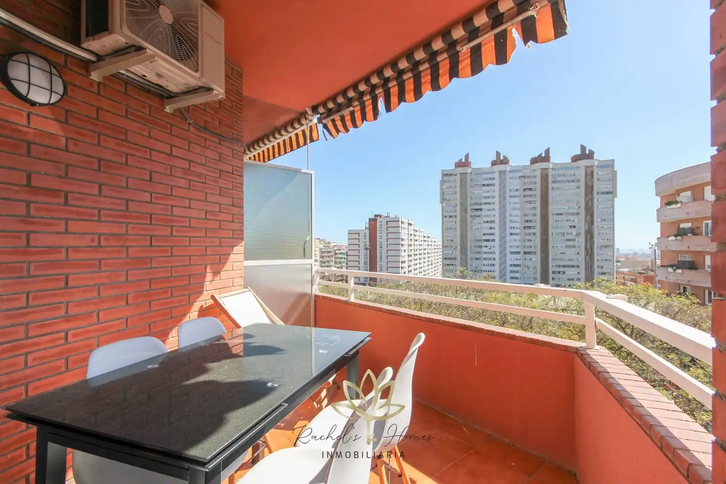 Penthouse with terrace for sale in Ronda del Guinardó, imagen 3
