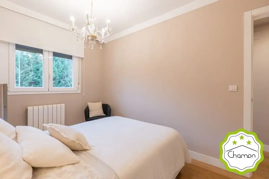 Habitación de Casa adosada en venta en Bilbao  con Calefacción, Jardín privado y Terraza