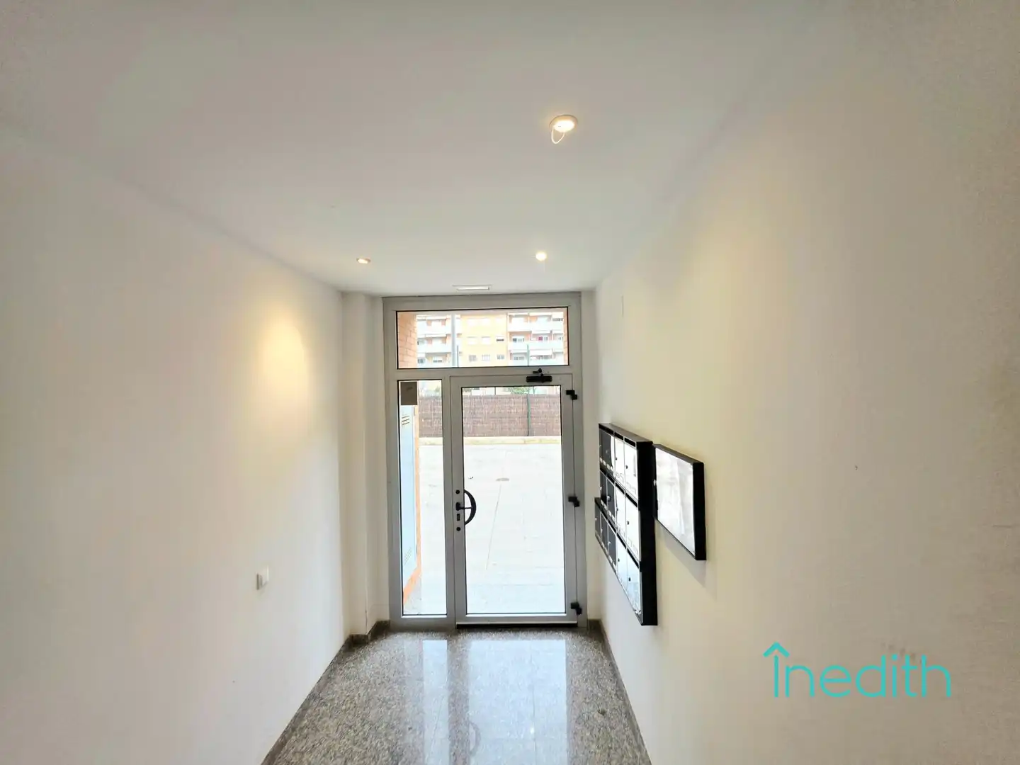 Wohnung zum Verkauf in Cubelles mit Klimaanlage, Heizung und Terrasse