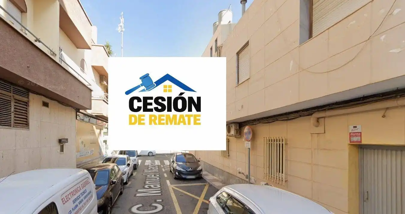 Vista exterior de Pis en venda en Roquetas de Mar