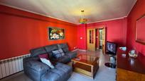 Living room of Flat for sale in O Barco de Valdeorras    with Heating, Terrace and Balcony