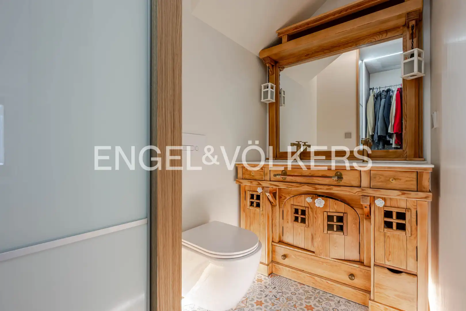 Baño de Piso en venta en Hernani con Calefacción, Amueblado y Balcón