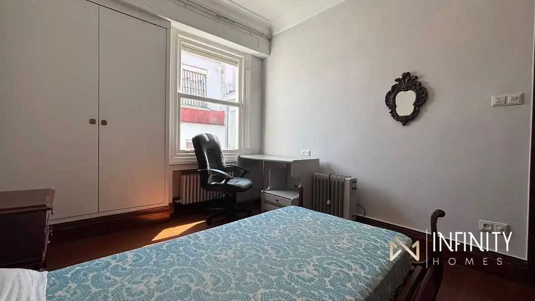 Bedroom of Flat for rent in Bilbao   with Heating, Terrace and Balcony