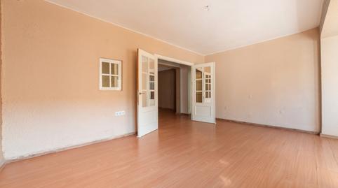 Foto 4 de Piso en venta en La Trinidad, Málaga