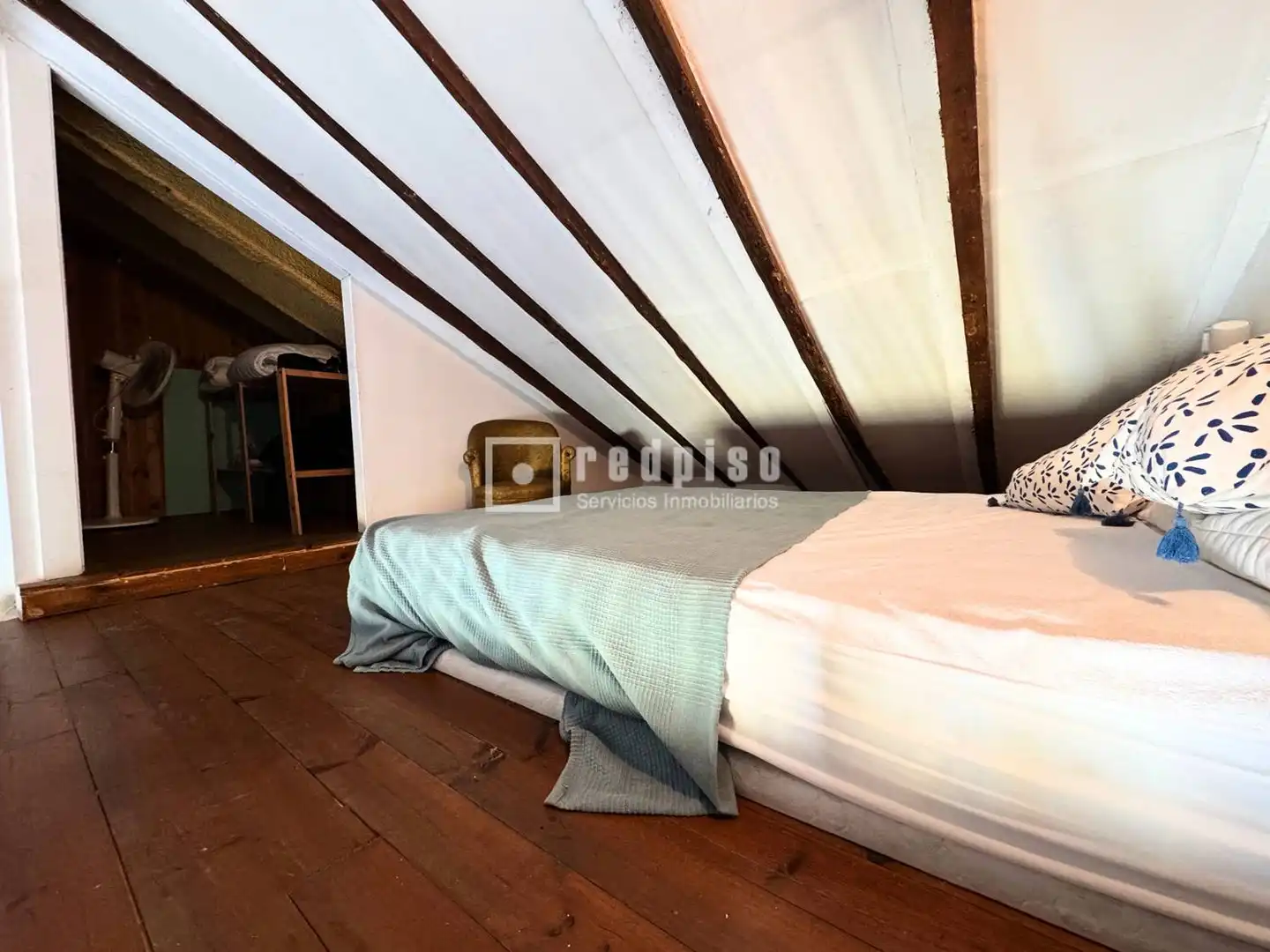 Habitación de Loft de alquiler en Valencia con Aire acondicionado, Terraza y Amueblado