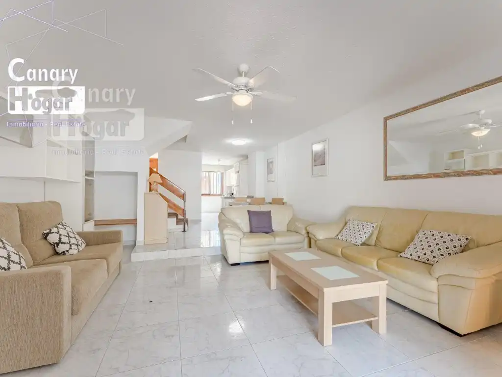 Casa o chalet en venta en Arona con Calefacción, Jardín privado y Balcón