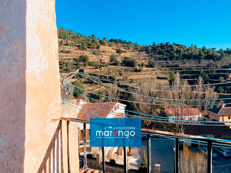 Exterior view of House or chalet for sale in Cortes de Arenoso  with Terrace