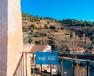 Vista exterior de Casa o xalet en venda en Cortes de Arenoso amb Terrassa