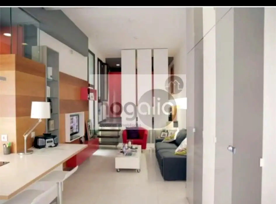 Sala d'estar de Estudi de lloguer en Sevilla amb Aire condicionat i Moblat