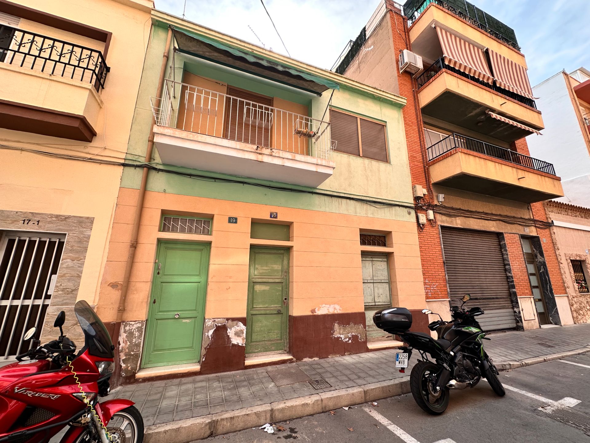 Exterior view of House or chalet for sale in Alicante / Alacant  with Furnished and Balcony