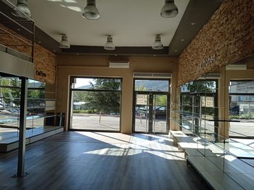 Local comercial en venda a Miralvalle - Av. Virgen del Puerto - La Data