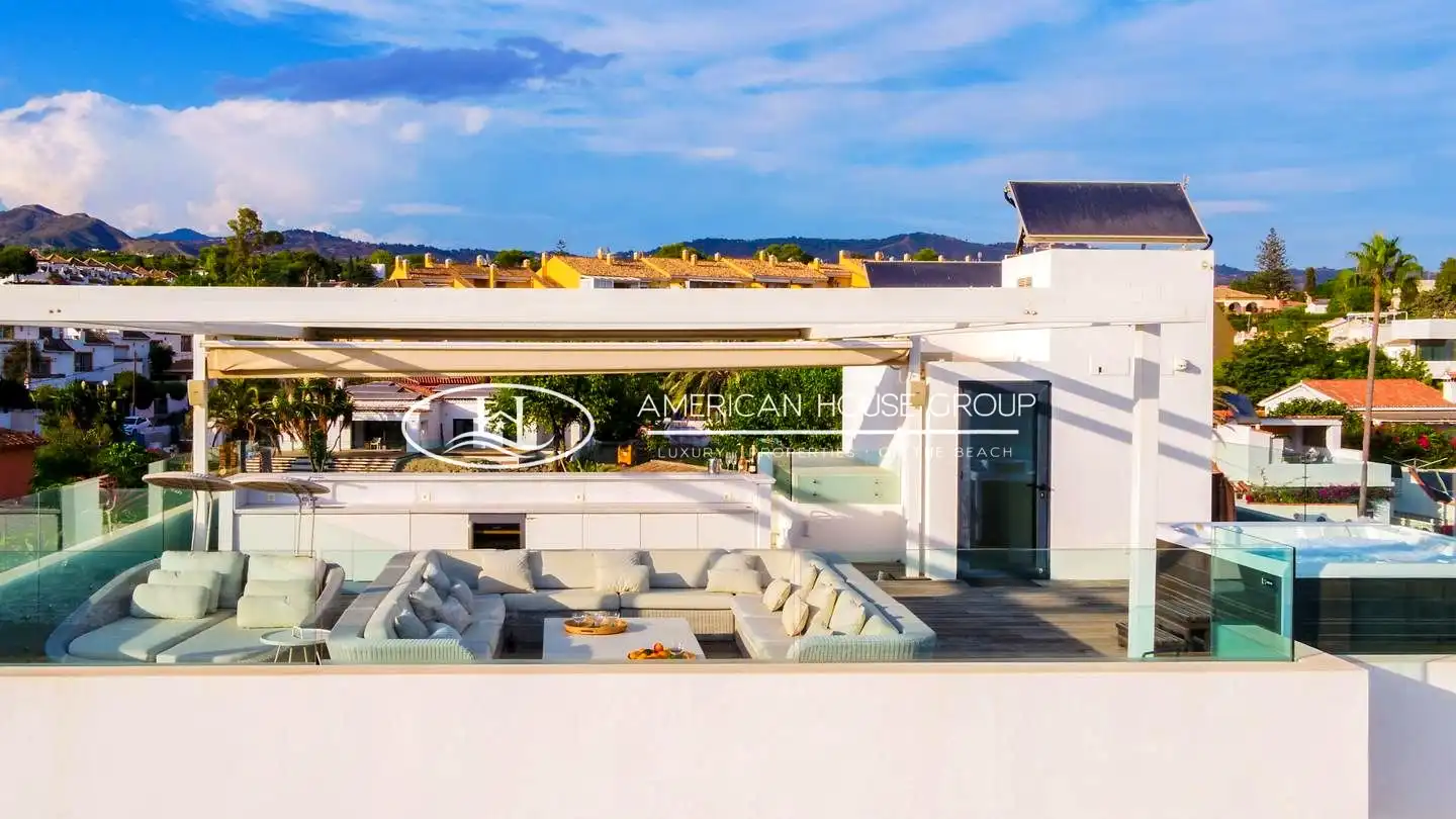 Maison avec piscine à vendre à Las Chapas - El Rosario, imagen 8