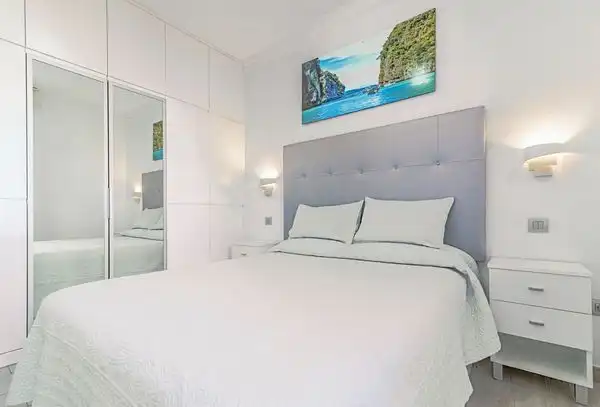 Bedroom of Flat for rent in Las Palmas de Gran Canaria  with Furnished, Oven and Washing machine