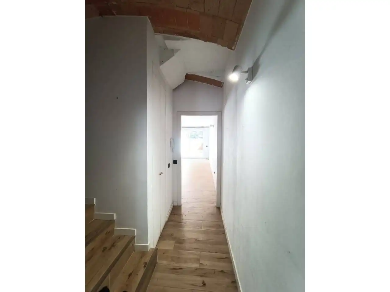 Haus oder Chalet zum Verkauf in Salt mit Klimaanlage, Heizung und Privatgarten
