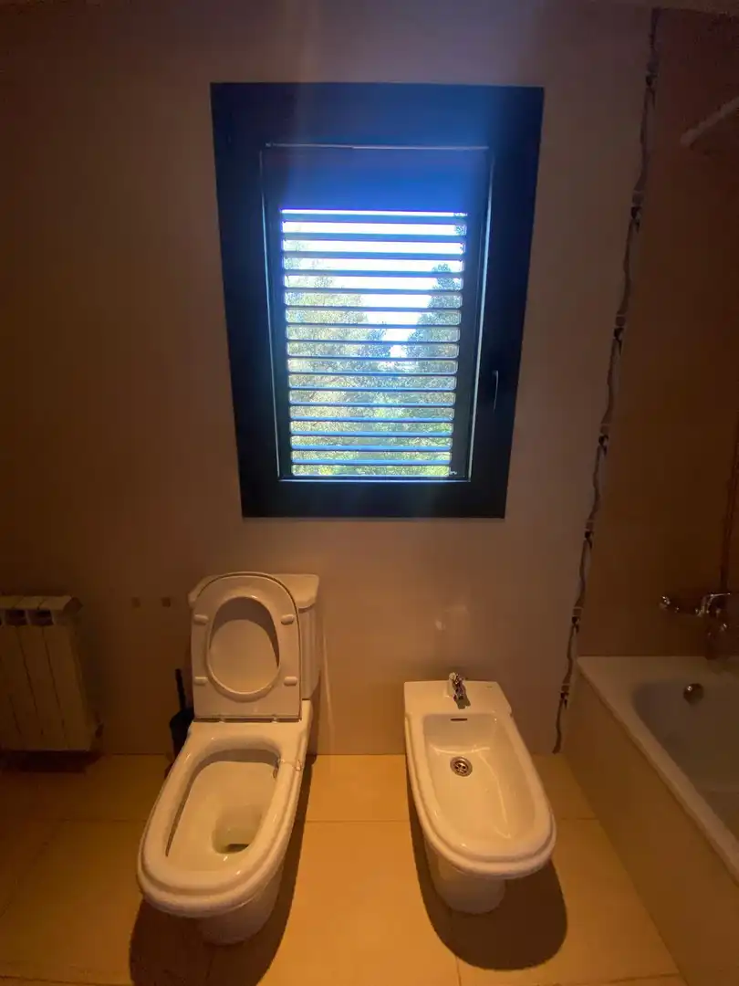 Bathroom of Detached homes for rent in Girona  with Air Conditioner, Heating and Private garden