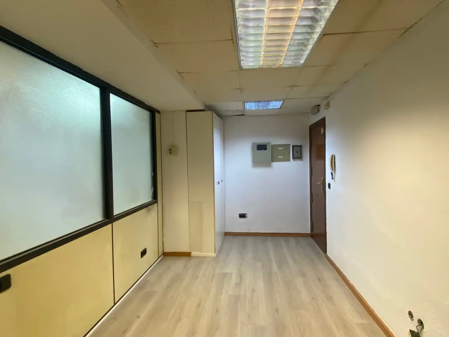 Oficina de lloguer a Avenida Reyes Católicos, imagen 19