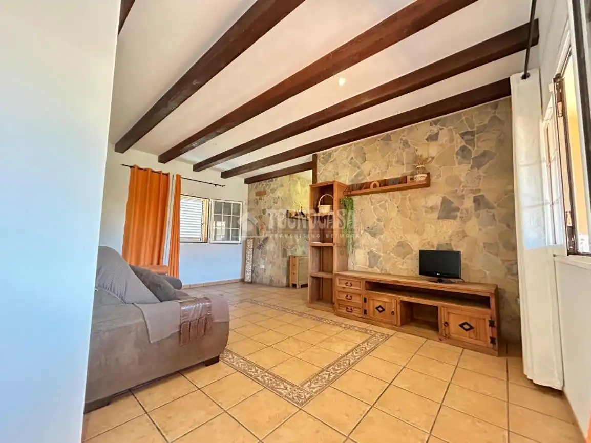 Sala d'estar de Casa o xalet en venda en Tuineje amb Jardí privat i Terrassa