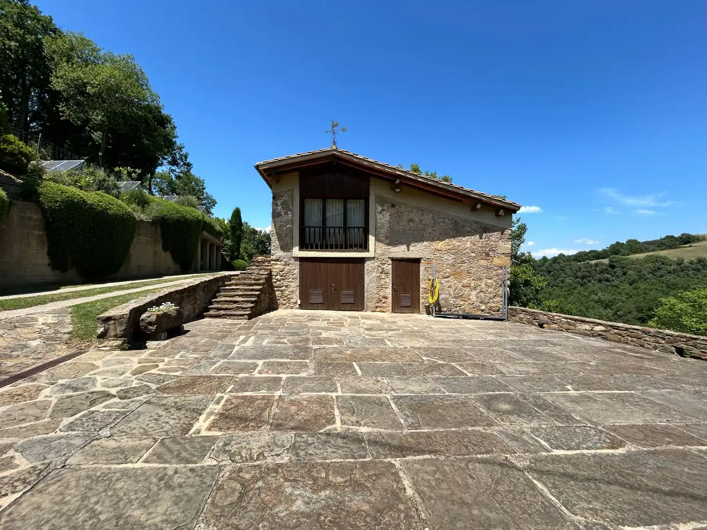 Vista exterior de Casa o chalet en venta en Sant Joan Les Fonts con Aire acondicionado, Calefacción y Parquet