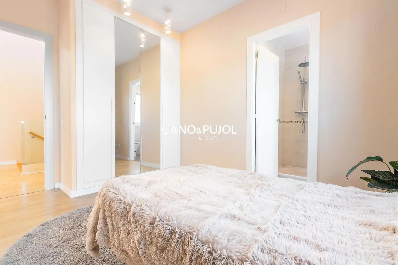 Bedroom of Houses for sale in Sant Cugat del Vallès  with Air Conditioner, Terrace and Swimming Pool