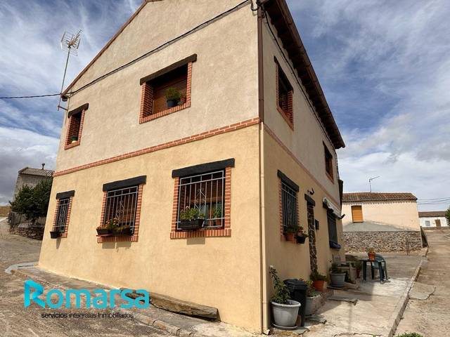 Casa-chalet en Venta en La fuente en Grandes y San Martín