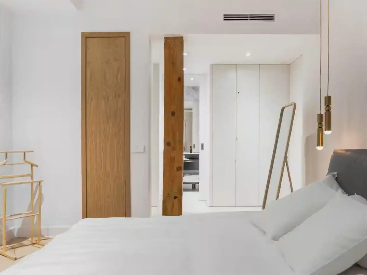 Bedroom of Flat for sale in  Barcelona Capital  with Air Conditioner and Balcony